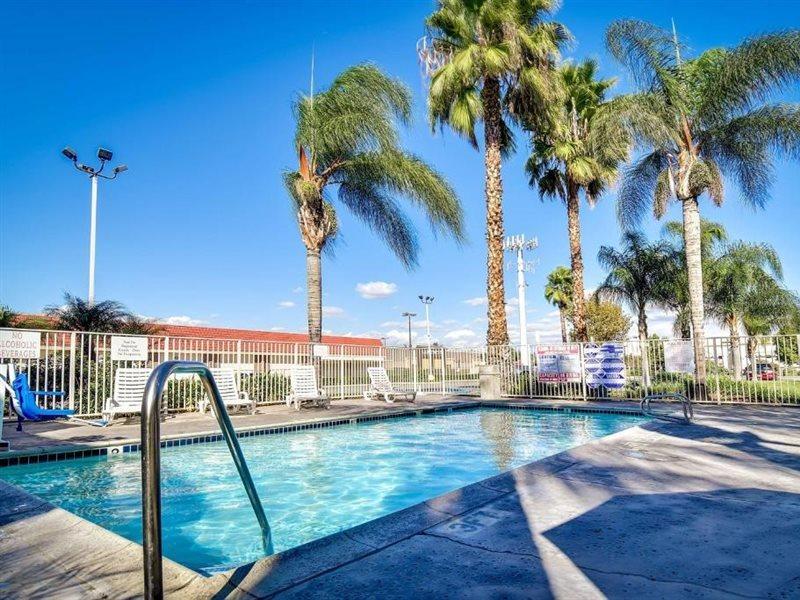 Motel 6-Riverside, Ca - South Экстерьер фото