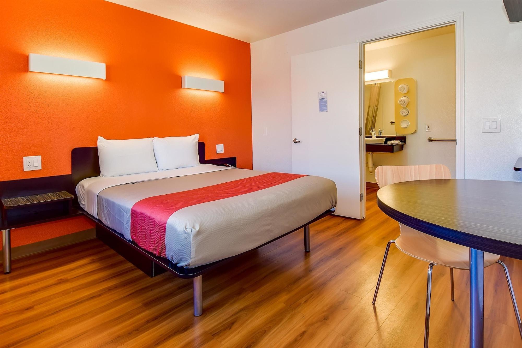 Motel 6-Riverside, Ca - South Экстерьер фото