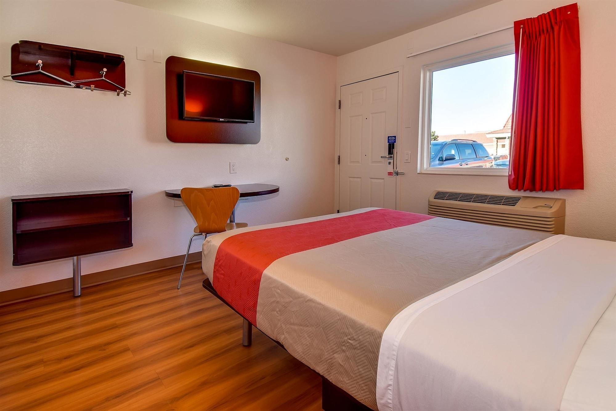 Motel 6-Riverside, Ca - South Экстерьер фото