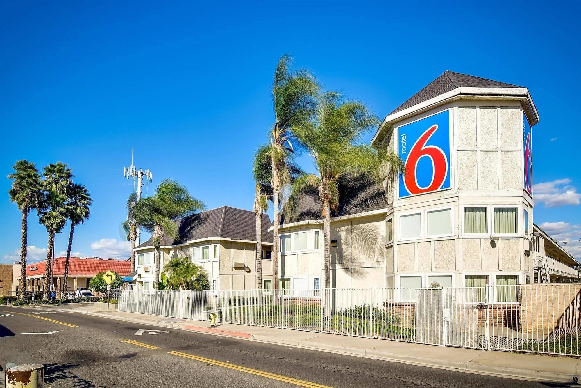 Motel 6-Riverside, Ca - South Экстерьер фото